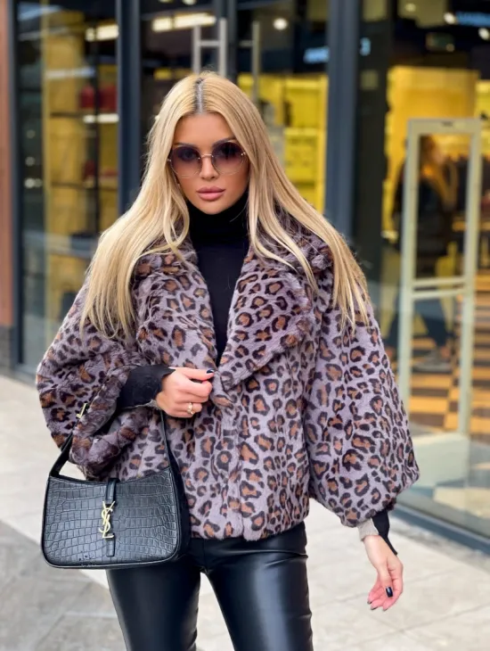 Полушубок из экомеха леопард