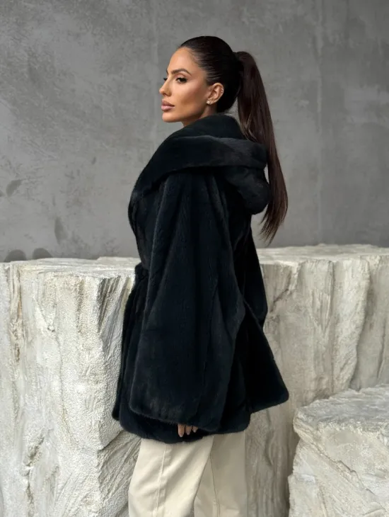 Шуба норковая летучая мышь с капюшоном