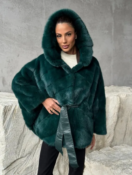 Норковый полушубок с капюшоном
