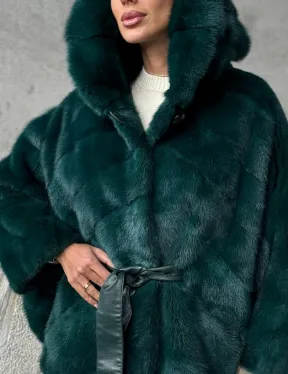 Норковый полушубок с капюшоном