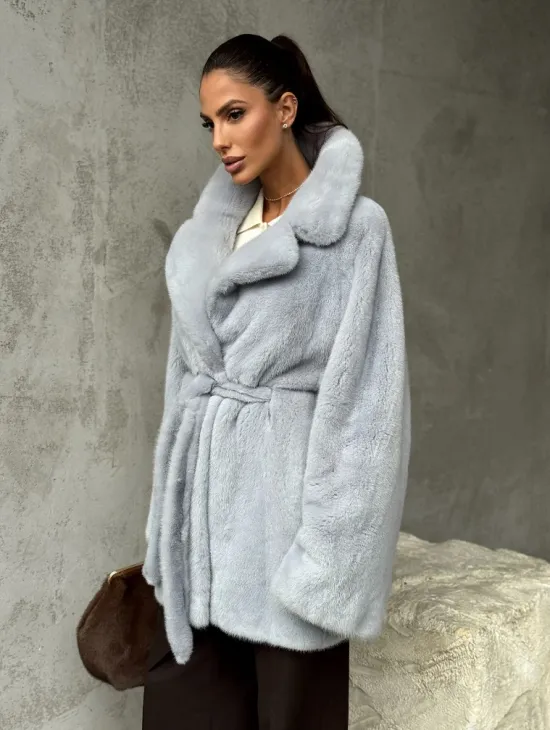 Полушубок из голубой норки