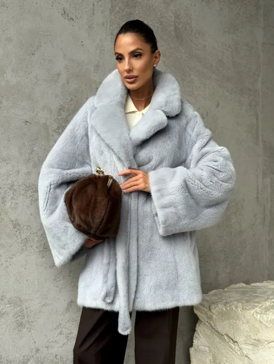 Полушубок из голубой норки