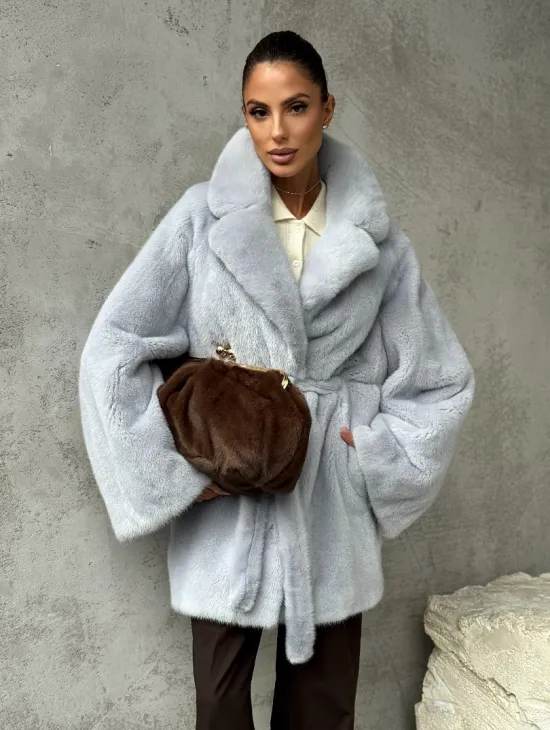 Полушубок из голубой норки