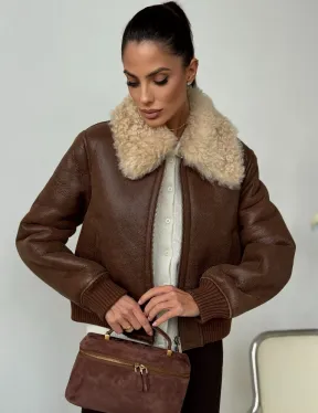 Короткая дубленка - женская