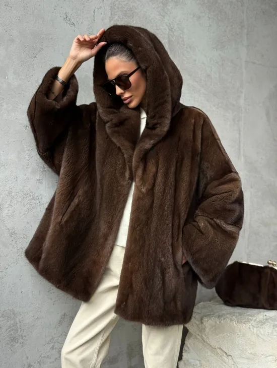 Норковый полушубок с капюшоном - цвет коричневый
