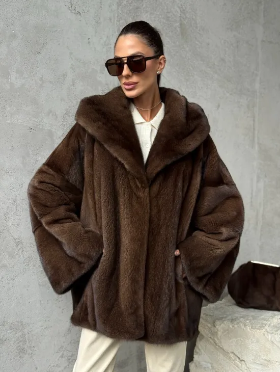 Норковый полушубок с капюшоном - цвет коричневый
