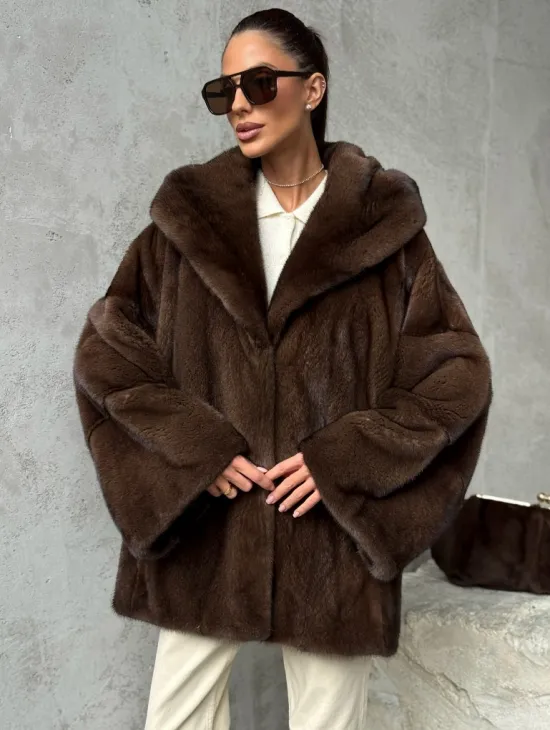 Норковый полушубок с капюшоном - цвет коричневый