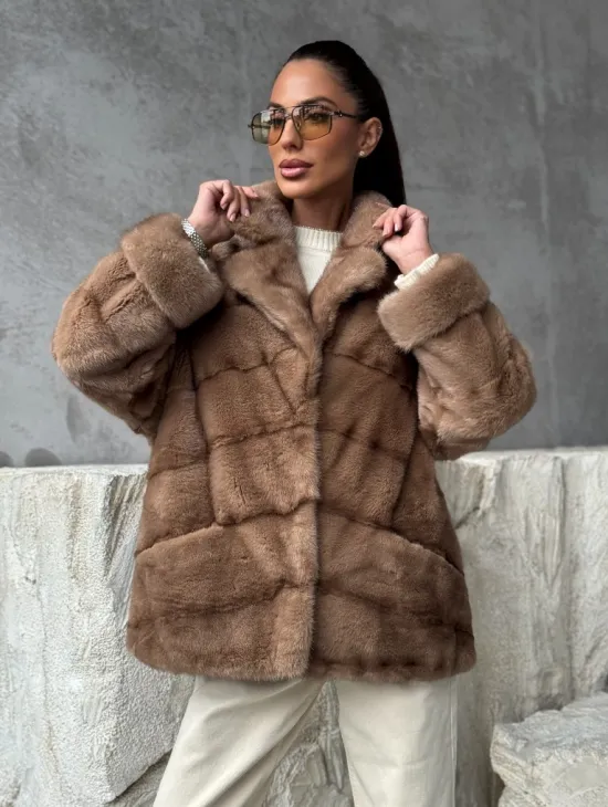 Норковая автоледи - цвет пастель