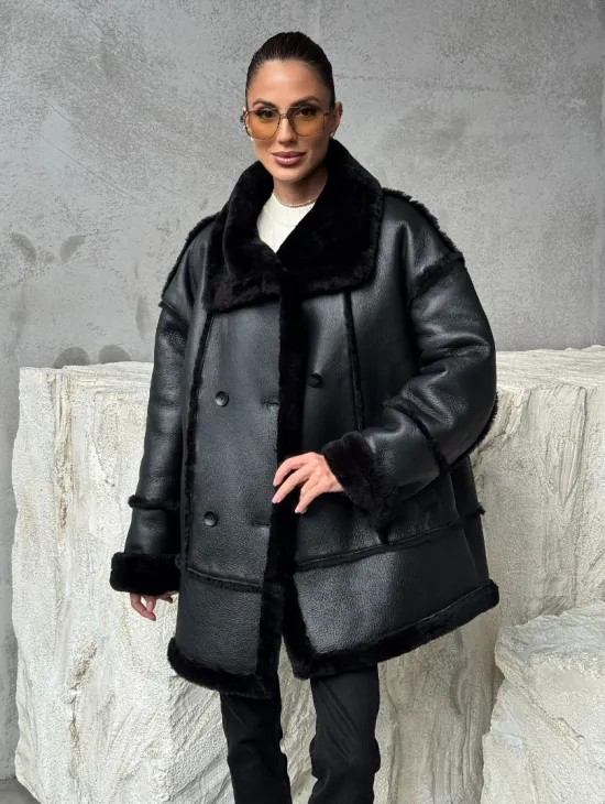 Черная современная дубленка