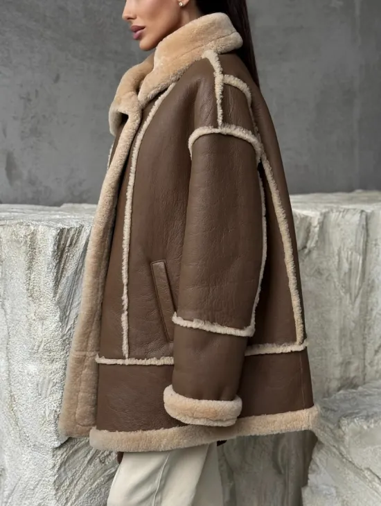 Коричневая женская дубленка