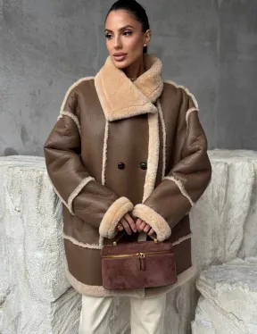 Коричневая женская дубленка