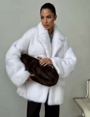 Белый норковый полушубок