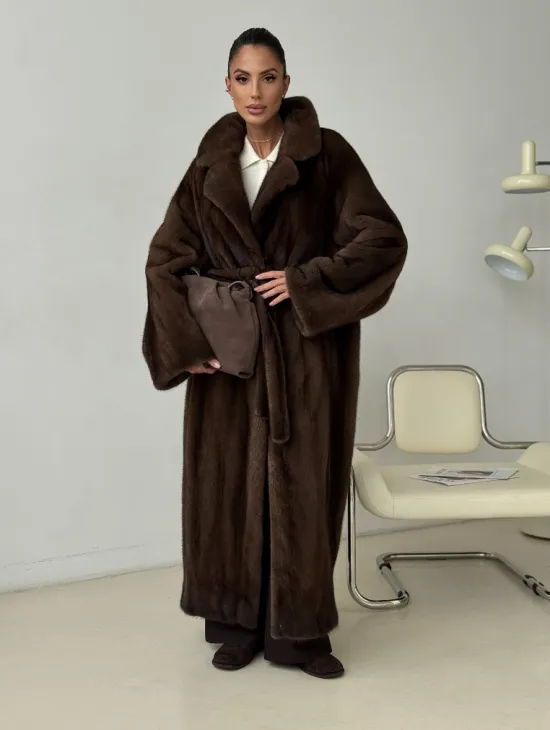 Длинная норковая шуба