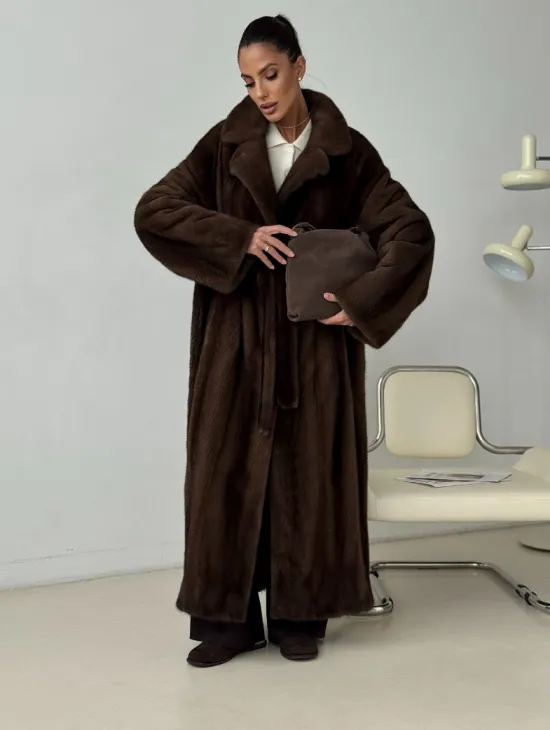 Длинная норковая шуба