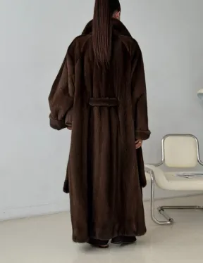 Длинная норковая шуба