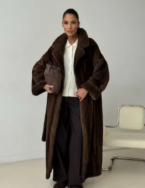 Длинная норковая шуба