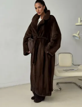 Длинная норковая шуба