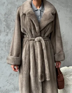 Длинная норковая шуба - цвет серый