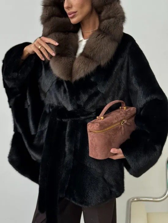 Норковый полушубок с капюшоном - летучая мышь