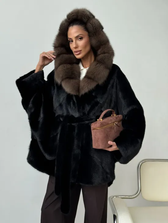 Норковый полушубок с капюшоном - летучая мышь