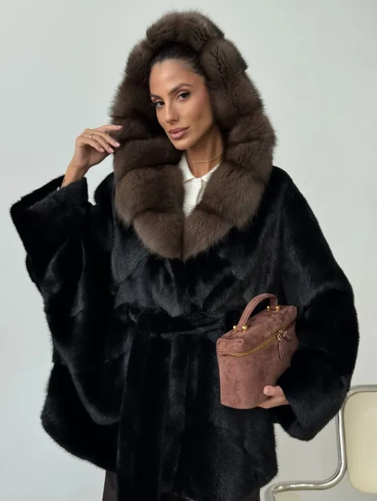 Норковый полушубок с капюшоном - летучая мышь