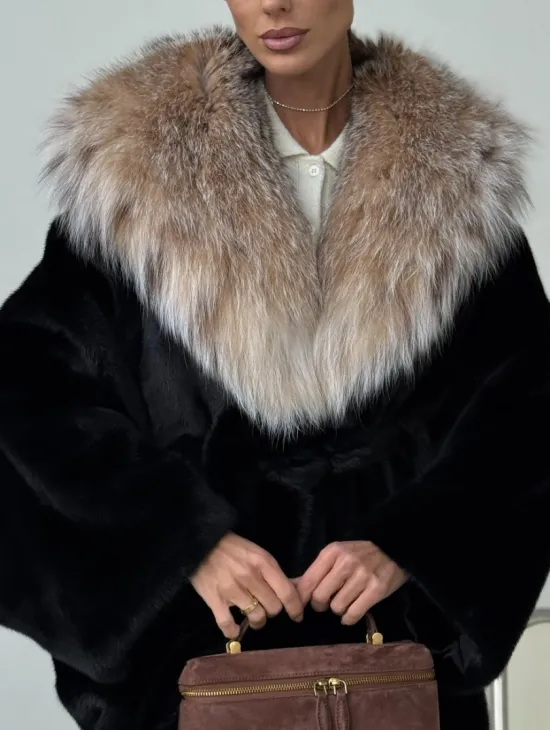 Норковый полушубок с капюшоном рысь