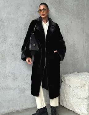 Черная шуба из меха норки SAGA FURS