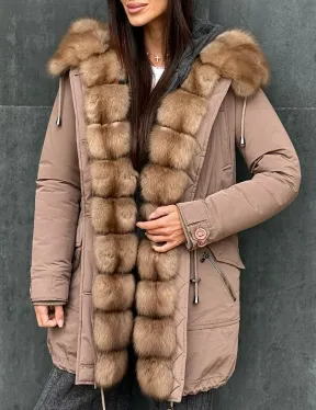 Женский пуховик с мехом куницы