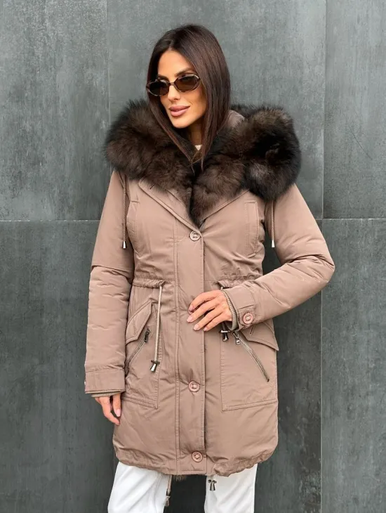 Пуховик с капюшоном - финский песец