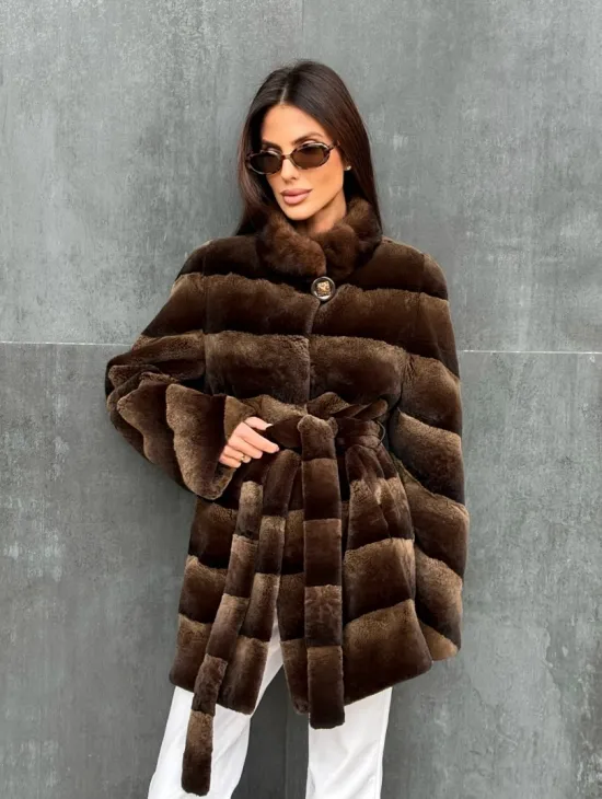 Шуба из кролика с норковым воротником
