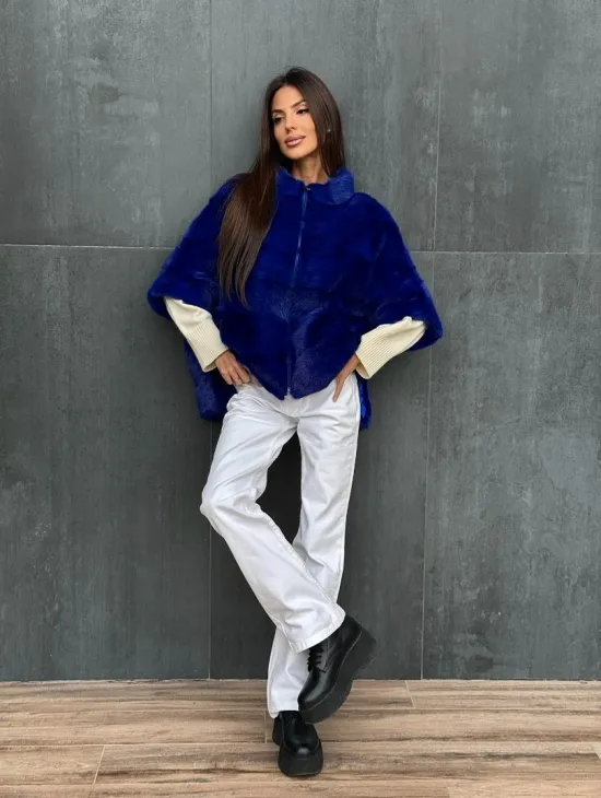 Синяя норковая кофта на молнии