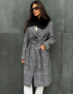 Пальто зимнее с мехом