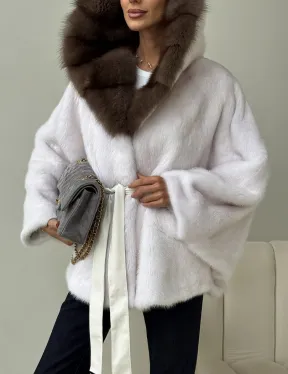 Белый норковый полушубок с куницей -  летучая мышь
