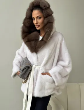 Белый норковый полушубок с куницей -  летучая мышь