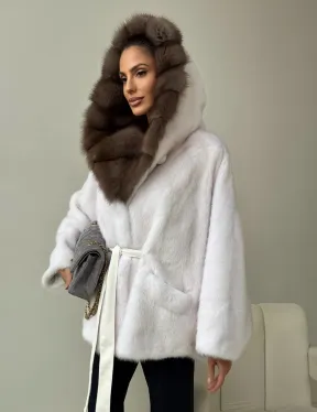 Белый норковый полушубок с куницей -  летучая мышь