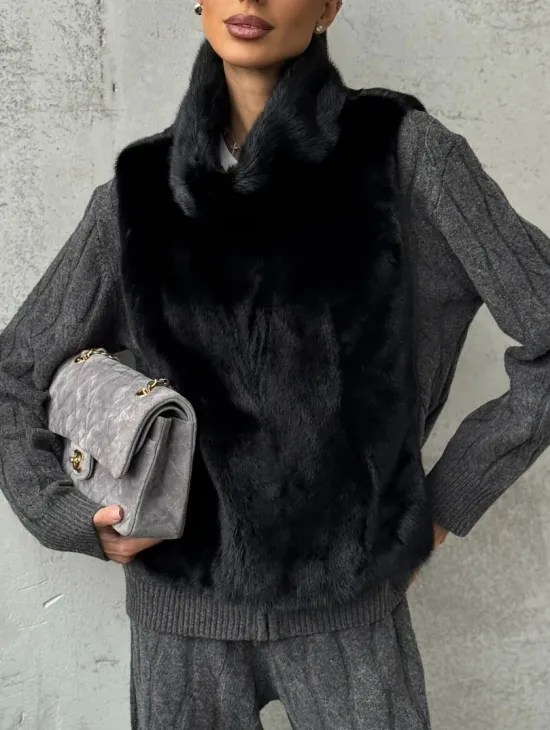 Черная манишка из меха норки