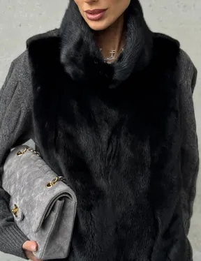 Черная манишка из меха норки