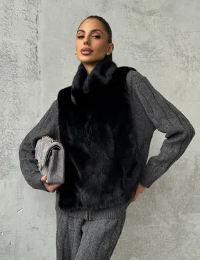 Черная манишка из меха норки