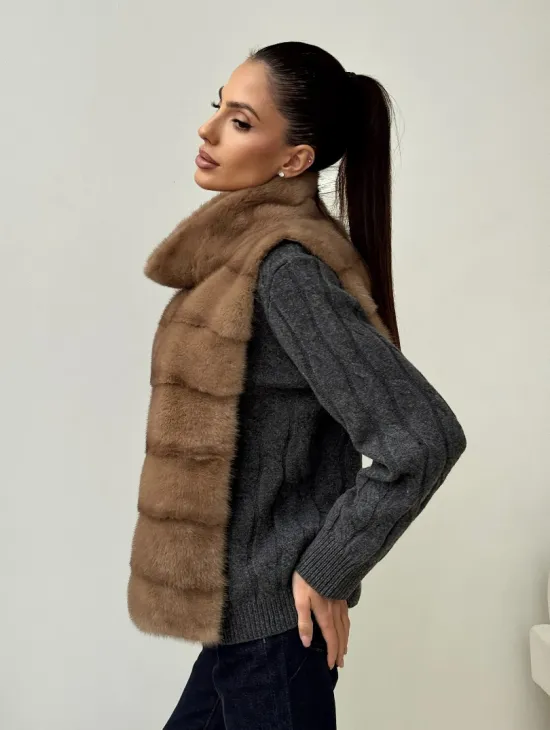 Бежевая норковая манишка