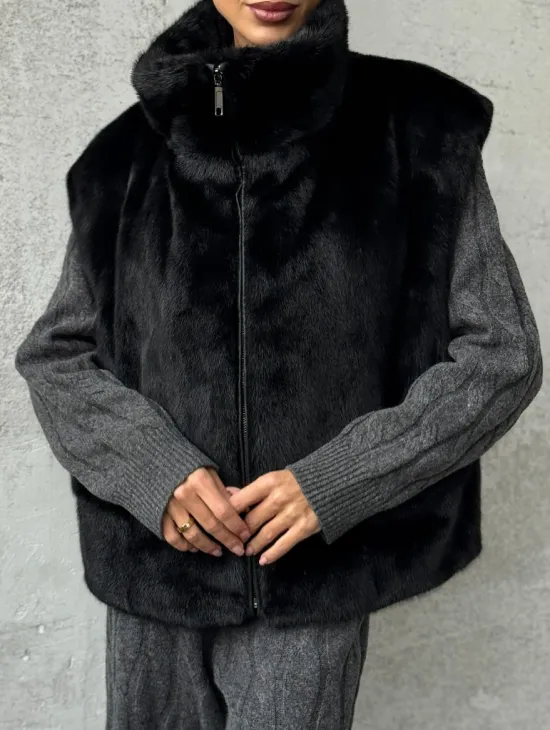 Черная норковая жилетка