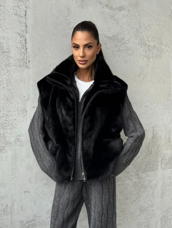 Черная норковая жилетка