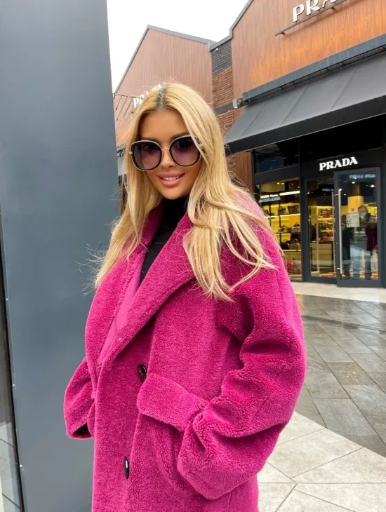 Современная шуба из натуральной шерсти