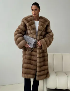 Шуба из куницы с капюшоном кобра