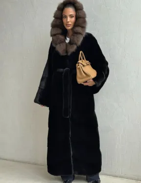 Длинная шуба из аукционного меха норки SAGA FURS