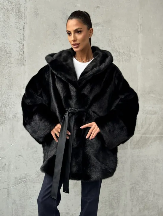 Полушубок черный норковый с капюшоном