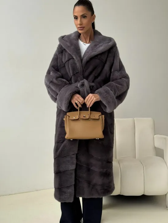 Длинная норковая шуба - капюшон кобра