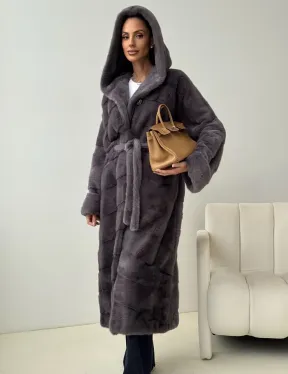 Длинная норковая шуба - капюшон кобра