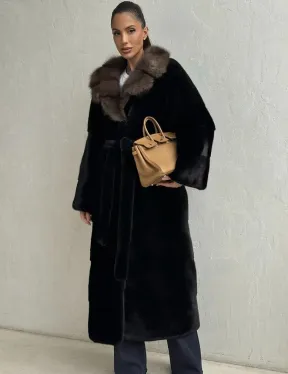 Черная норковая шуба - воротник куница