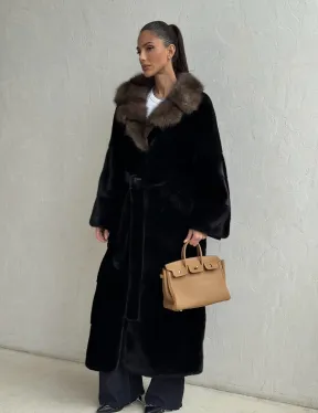 Черная норковая шуба - воротник куница