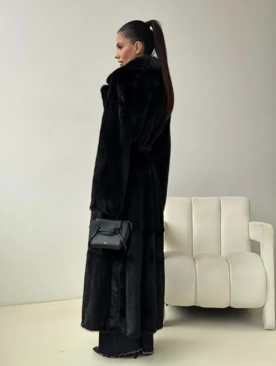 Черная норковая шуба с поясом